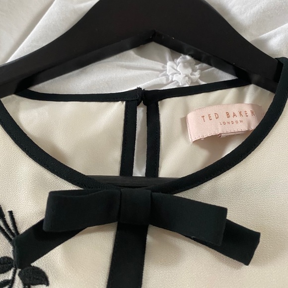 Ted Baker silk blouse - Picture 2 of 4